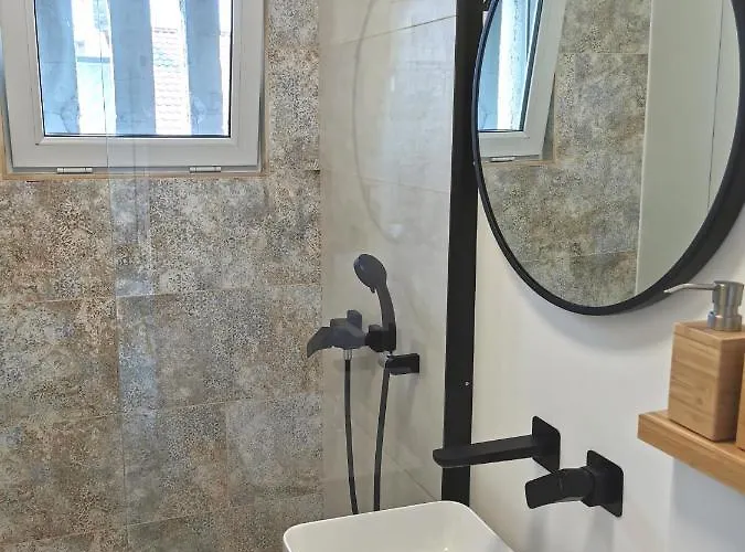 No 11 - Amarilia Constanţa